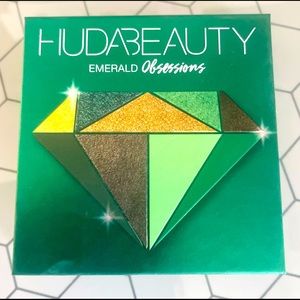 EUC Huda Beauty Emerald Obsession Eyeshadow Palette